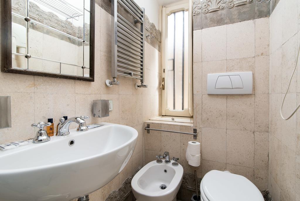 White Borgo Affittacamere Roma